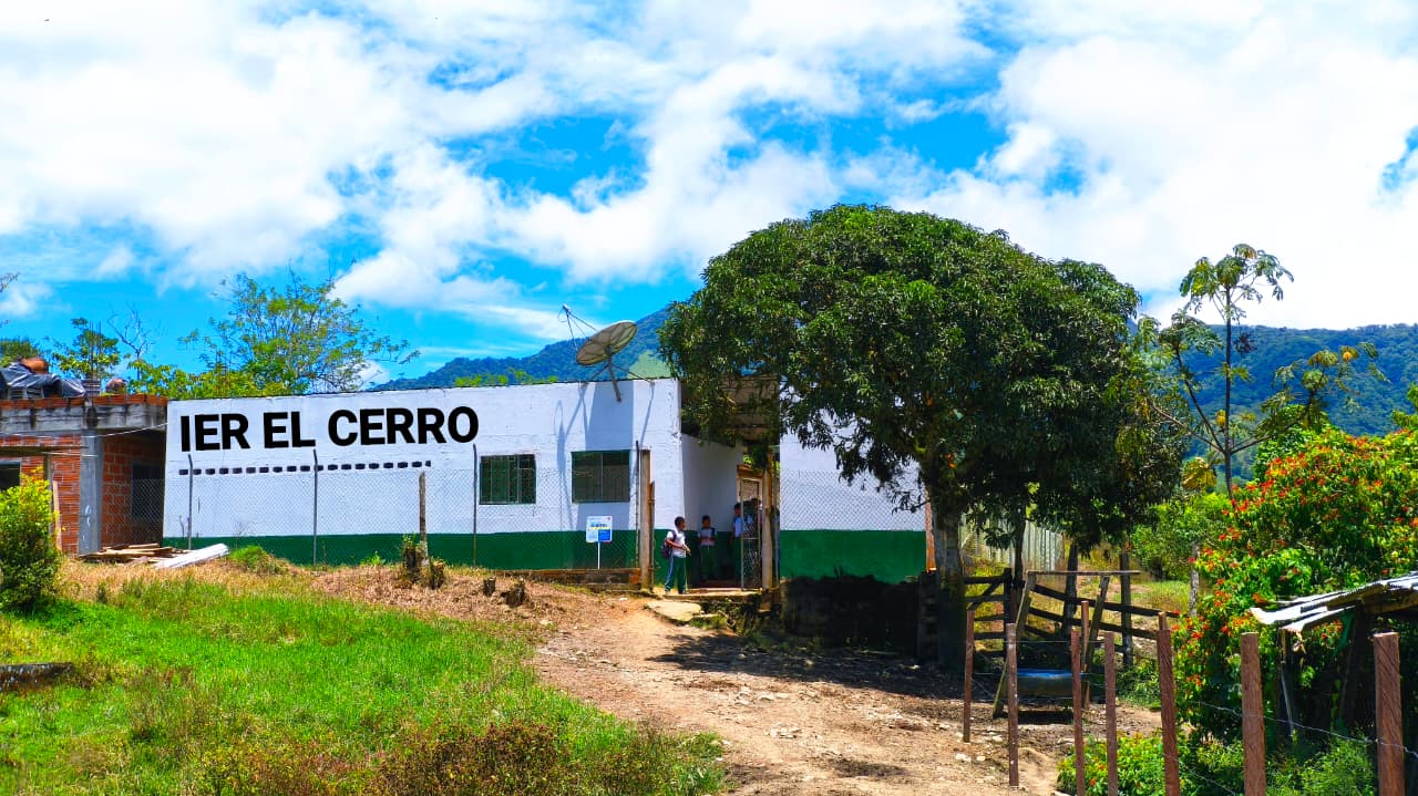 I.E.R El Cerro
